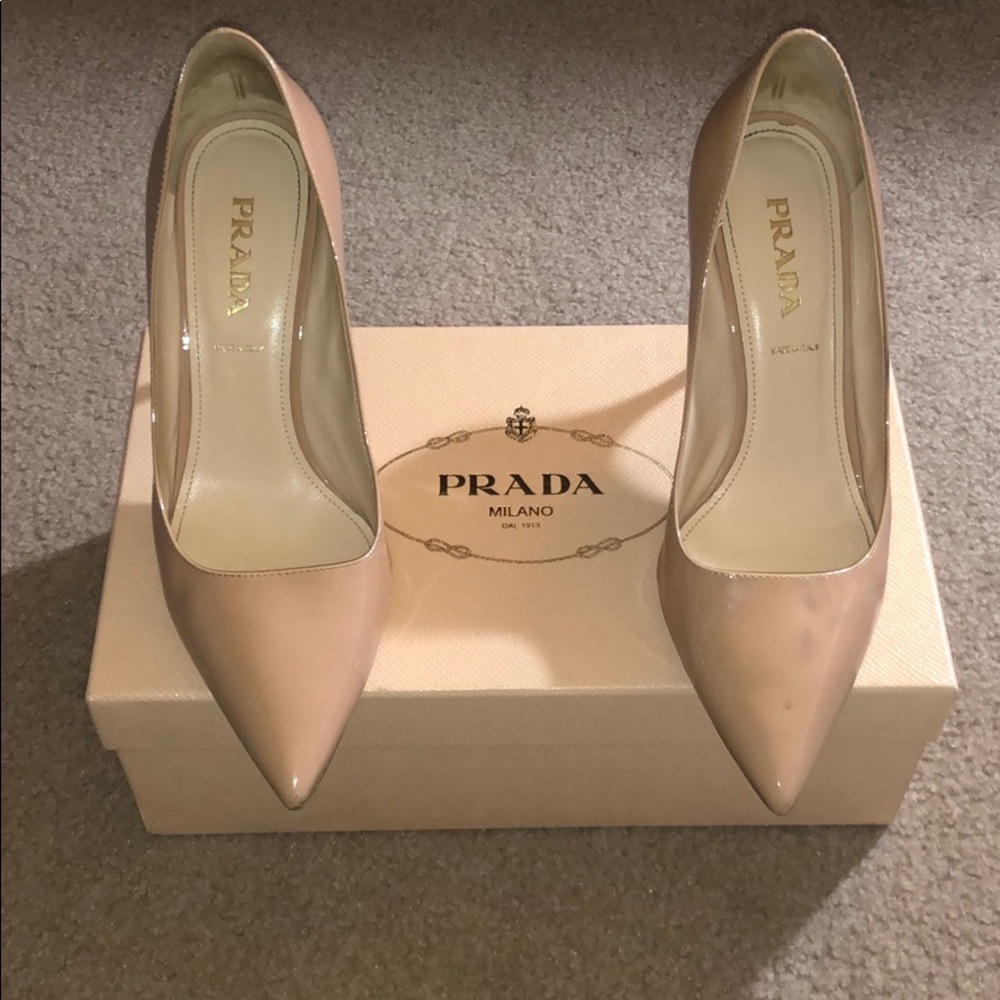 Prada Nude Patent Leather Pointed-Toe Pumps - Picture 2 of 11